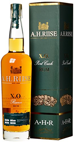 A.H. Riise X.O. Reserve Port Cask Rum Limited Edition mit Geschenkverpackung (1 x 0.7 l)